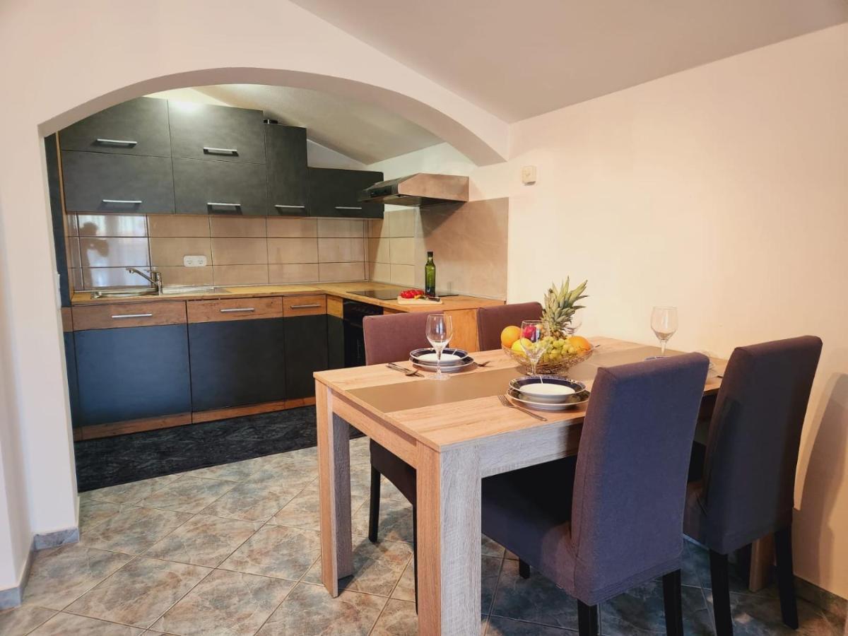 Apartments Pranjic With Pool Nova Vas  Екстер'єр фото