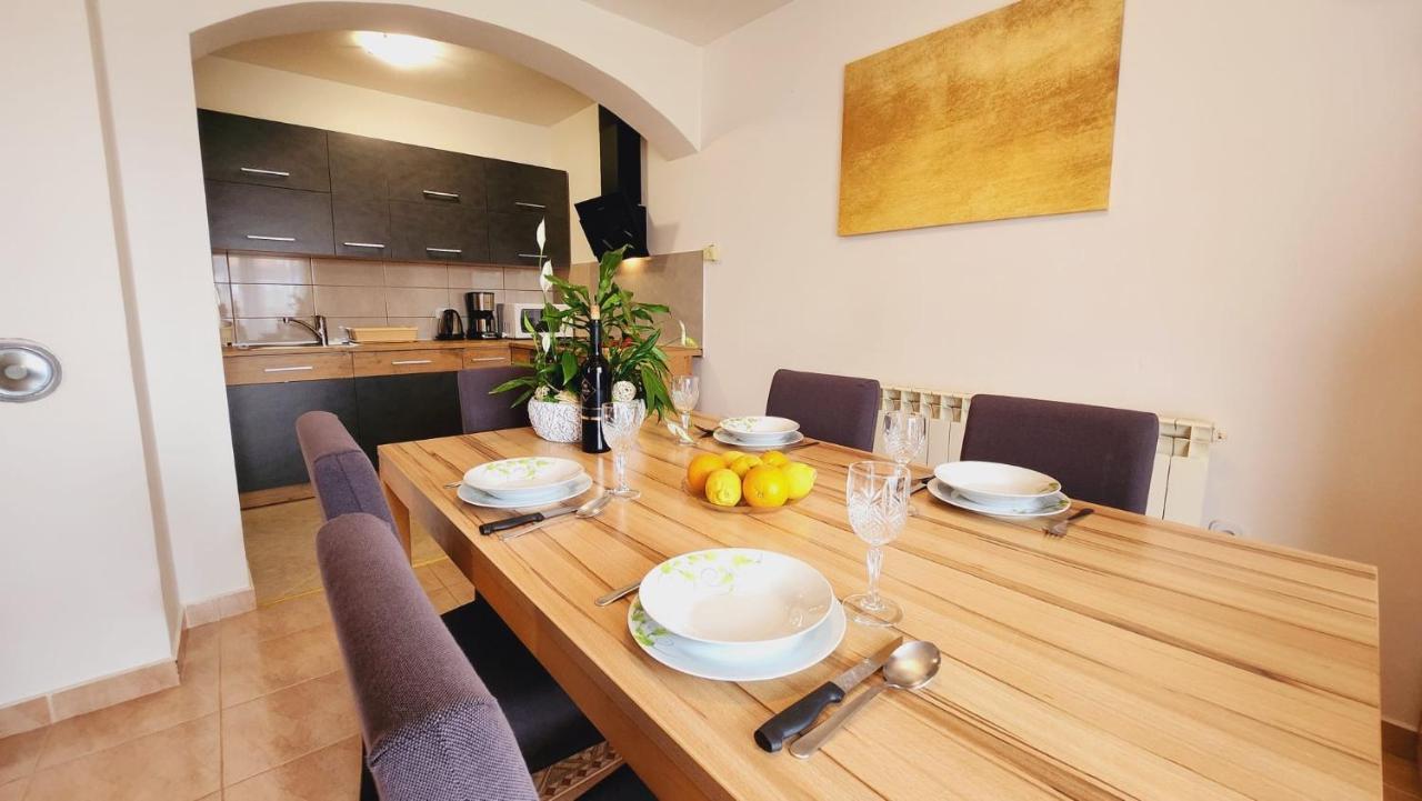 Apartments Pranjic With Pool Nova Vas  Екстер'єр фото